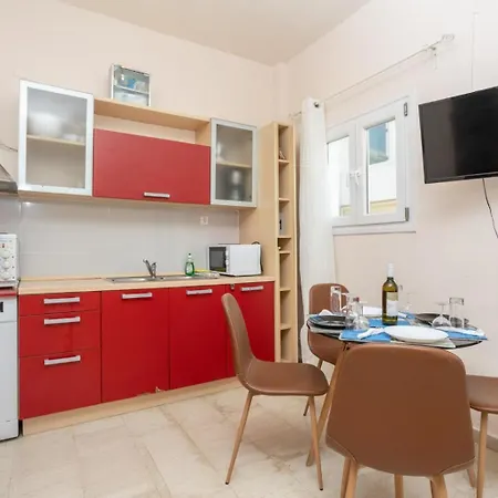 Flora Maisonettes 2 盖奥斯