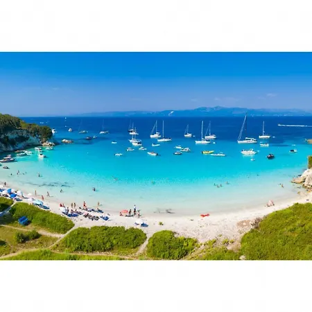 Flora Maisonettes 2 Gáios