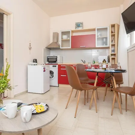 Flora Maisonettes 2 Apartamento *